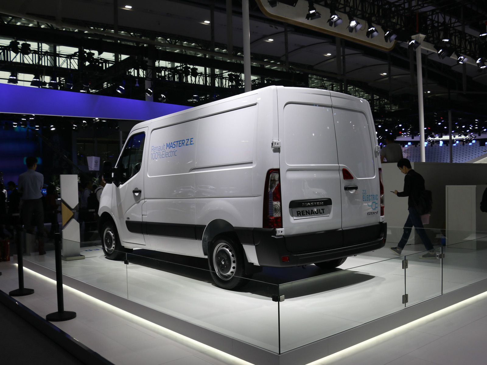 雷諾Master新能源車展高清大圖