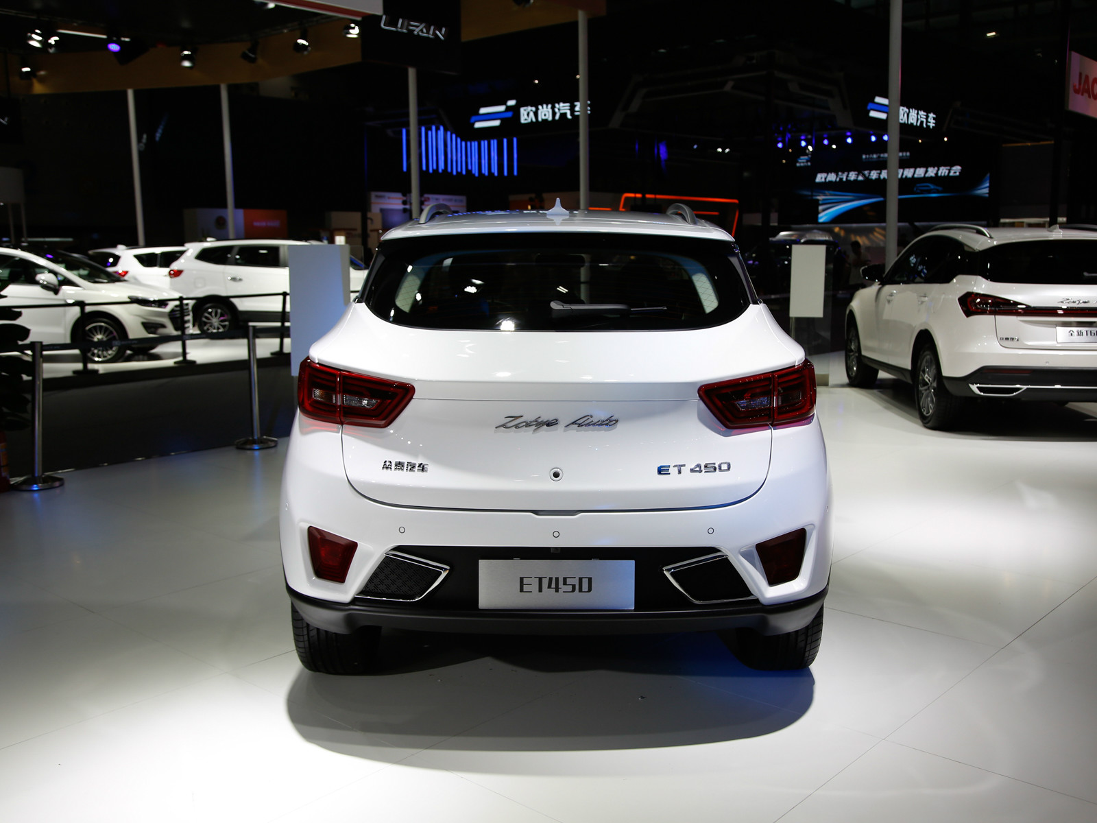 眾泰T300新能源車展高清大圖