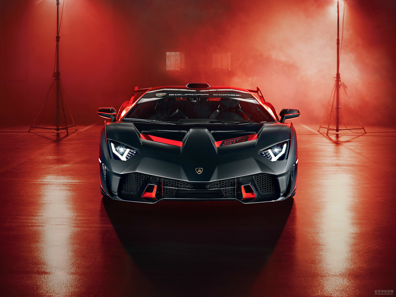 Aventador官圖高清大圖