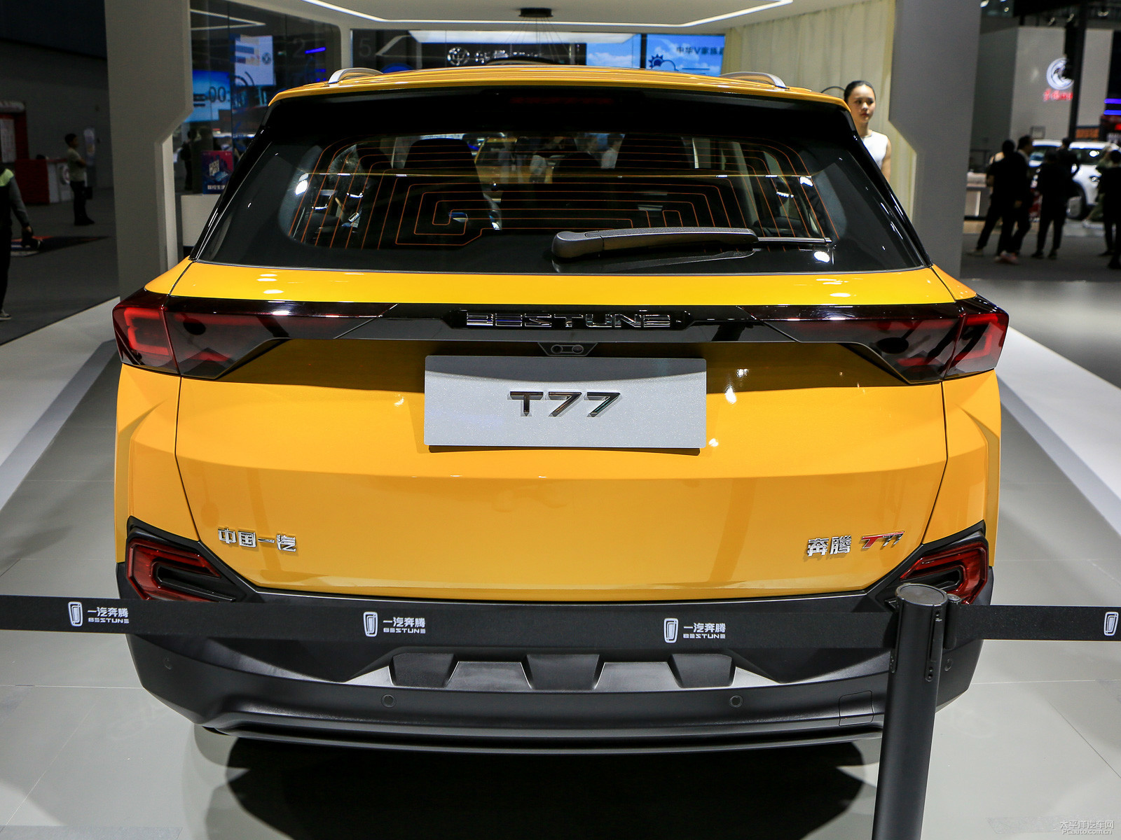 奔騰T77外觀高清大圖