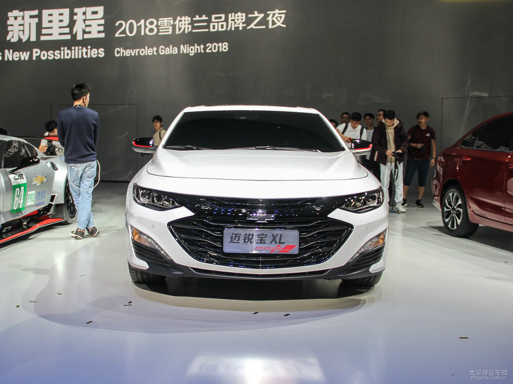 流光白邁銳寶XL整車(chē)外觀外觀圖片