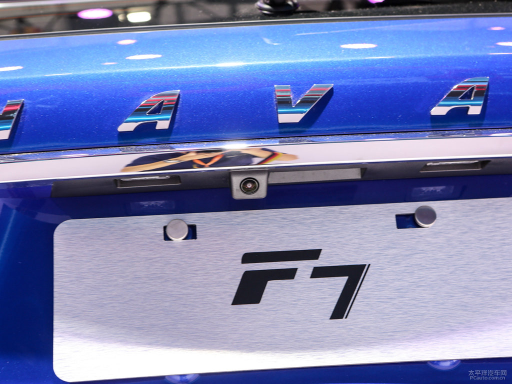 深海藍(lán)哈弗F7車尾外觀圖片