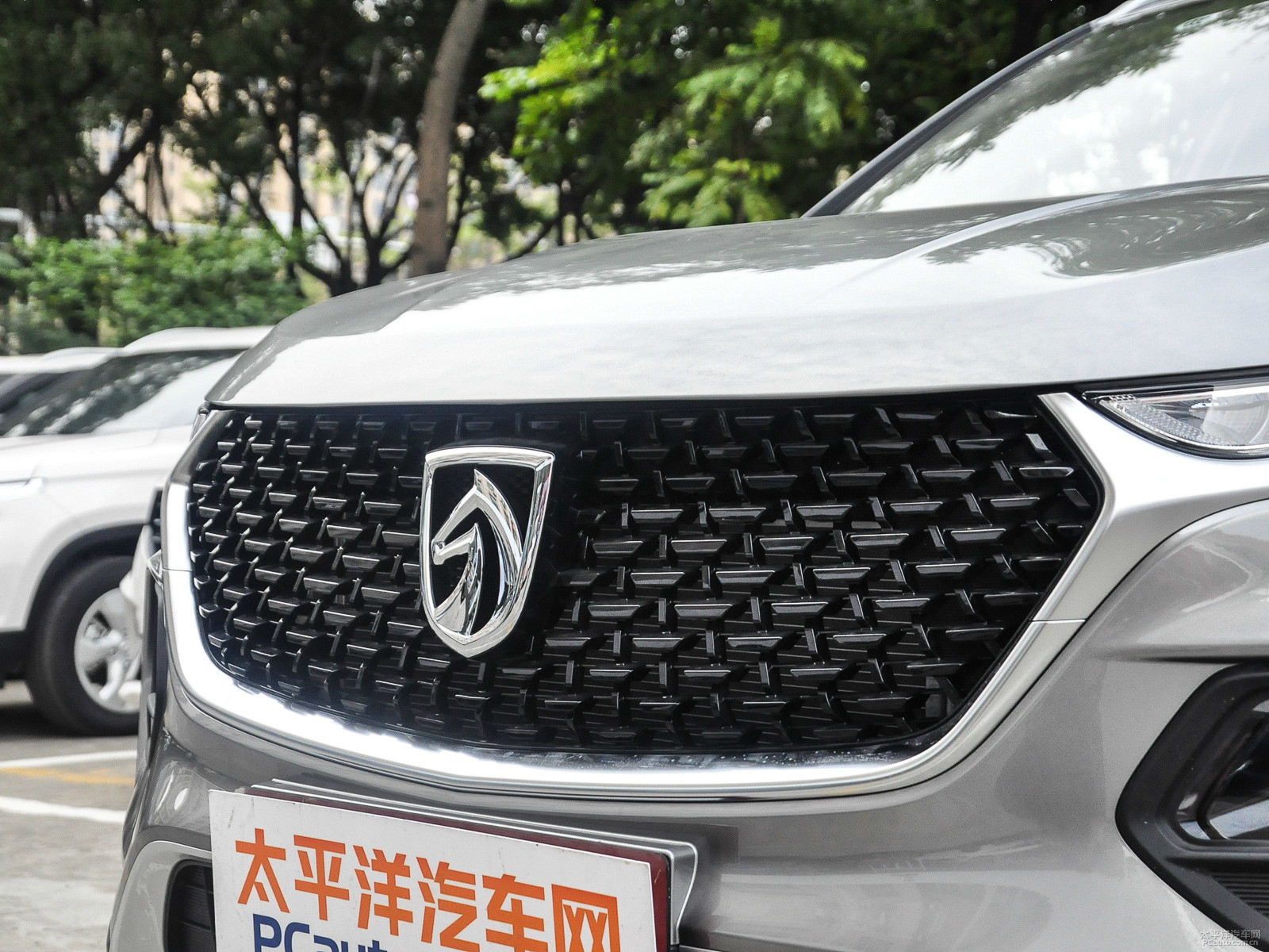 寶駿510外觀高清大圖