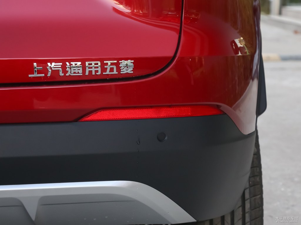 金屬紅寶駿510車尾外觀圖片