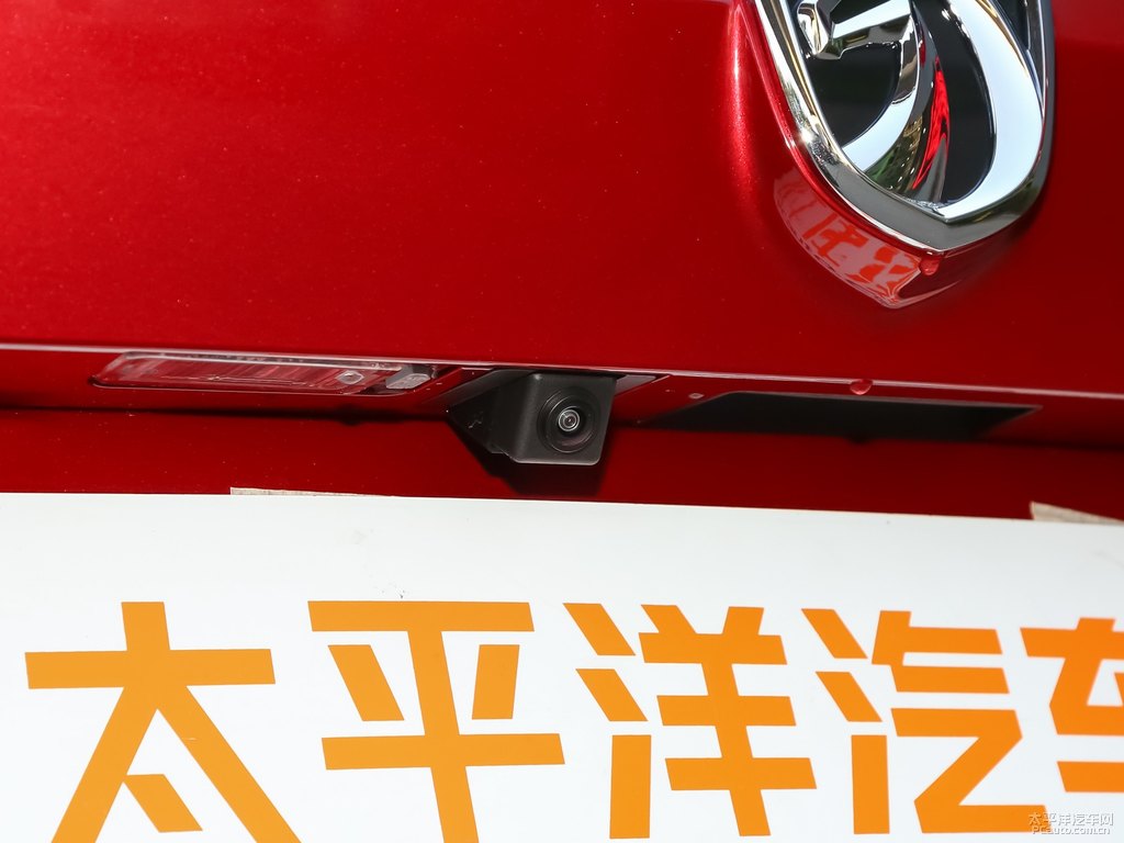 金屬紅寶駿510車尾外觀圖片