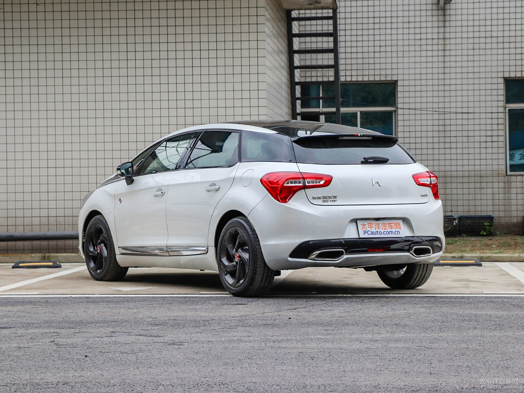 DS 5܇^^DƬ