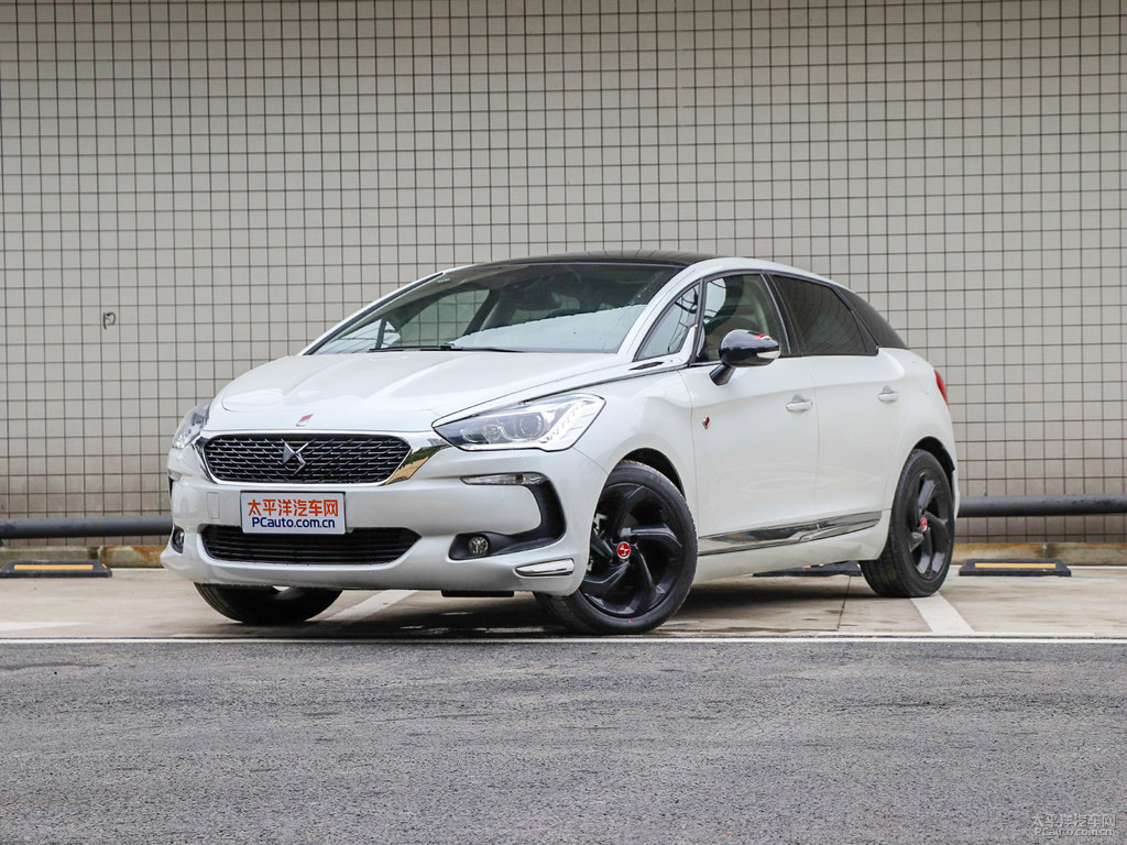 DS 5܇^^DƬ