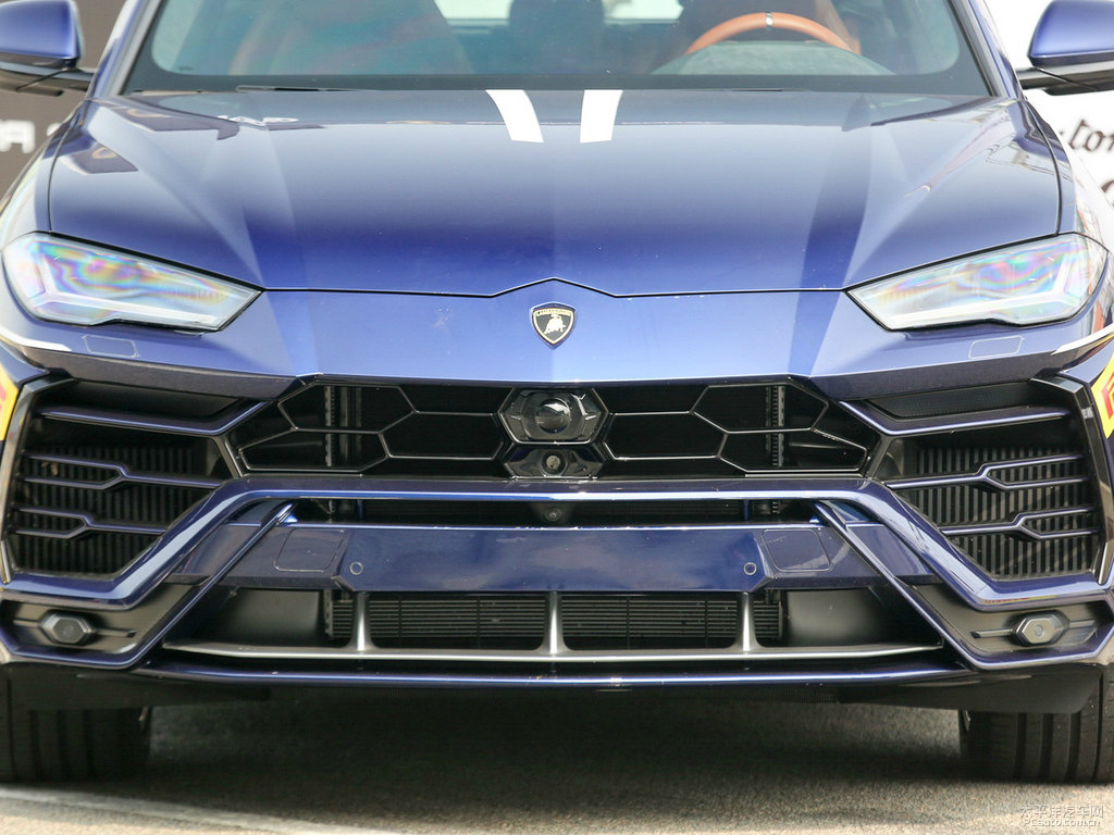 BluAstraeus蘭博基尼Urus車頭外觀圖片