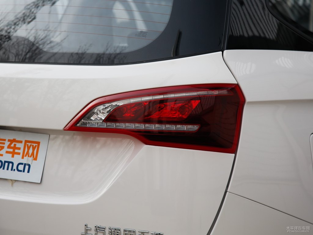 糖果白寶駿730車(chē)尾外觀圖片