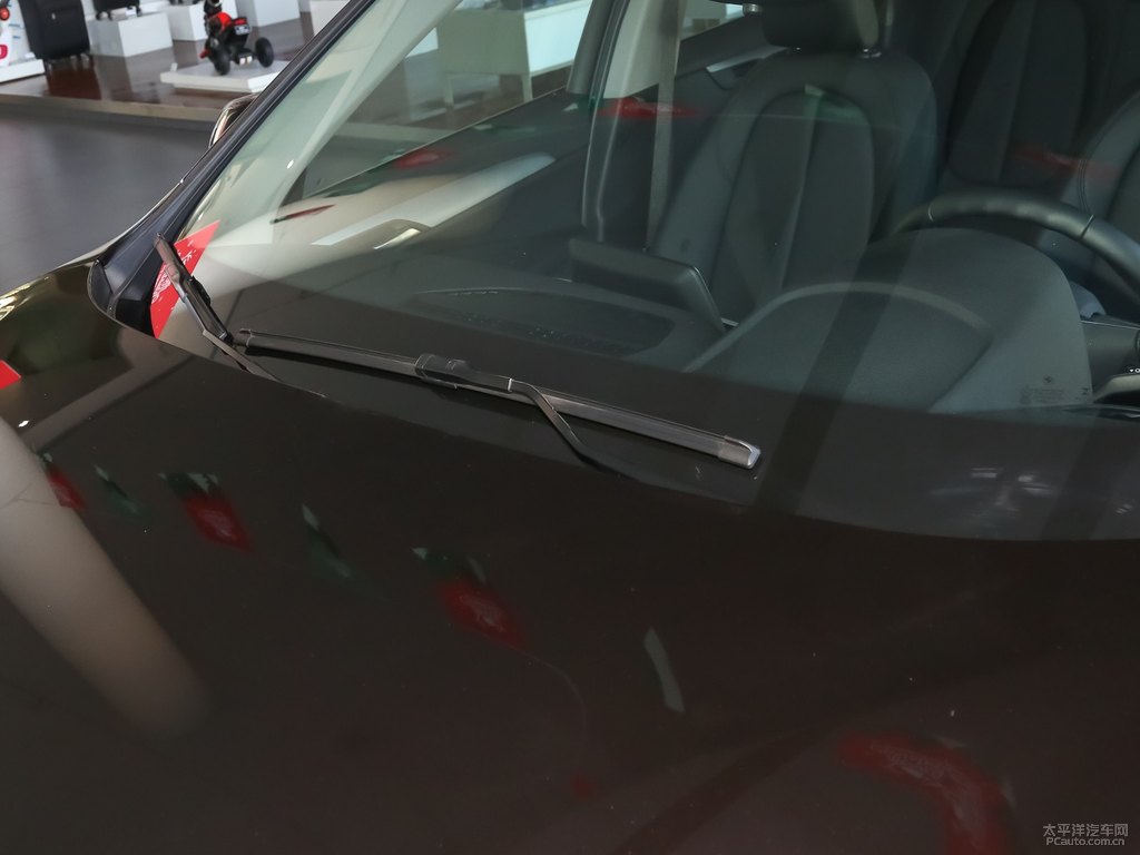 旋風(fēng)棕寶馬X1車身外觀圖片