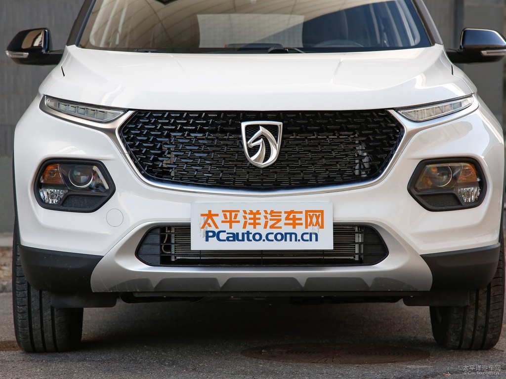 糖果白寶駿510車頭外觀圖片
