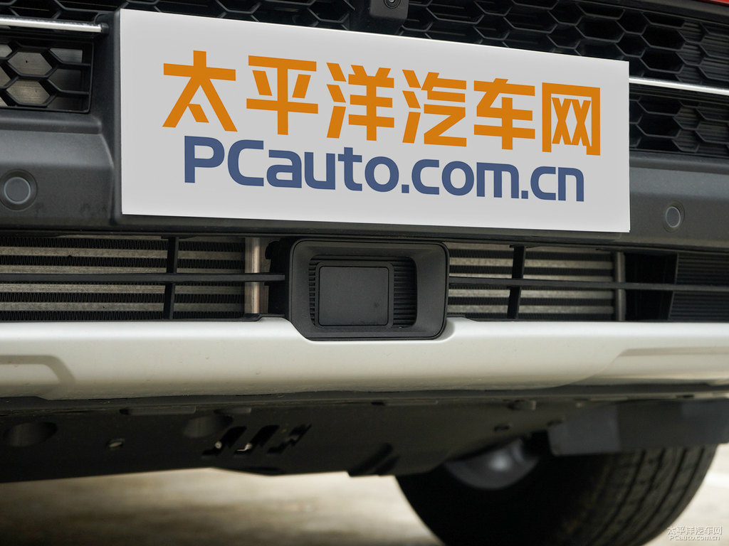 炫動紅長安CS55車頭外觀圖片