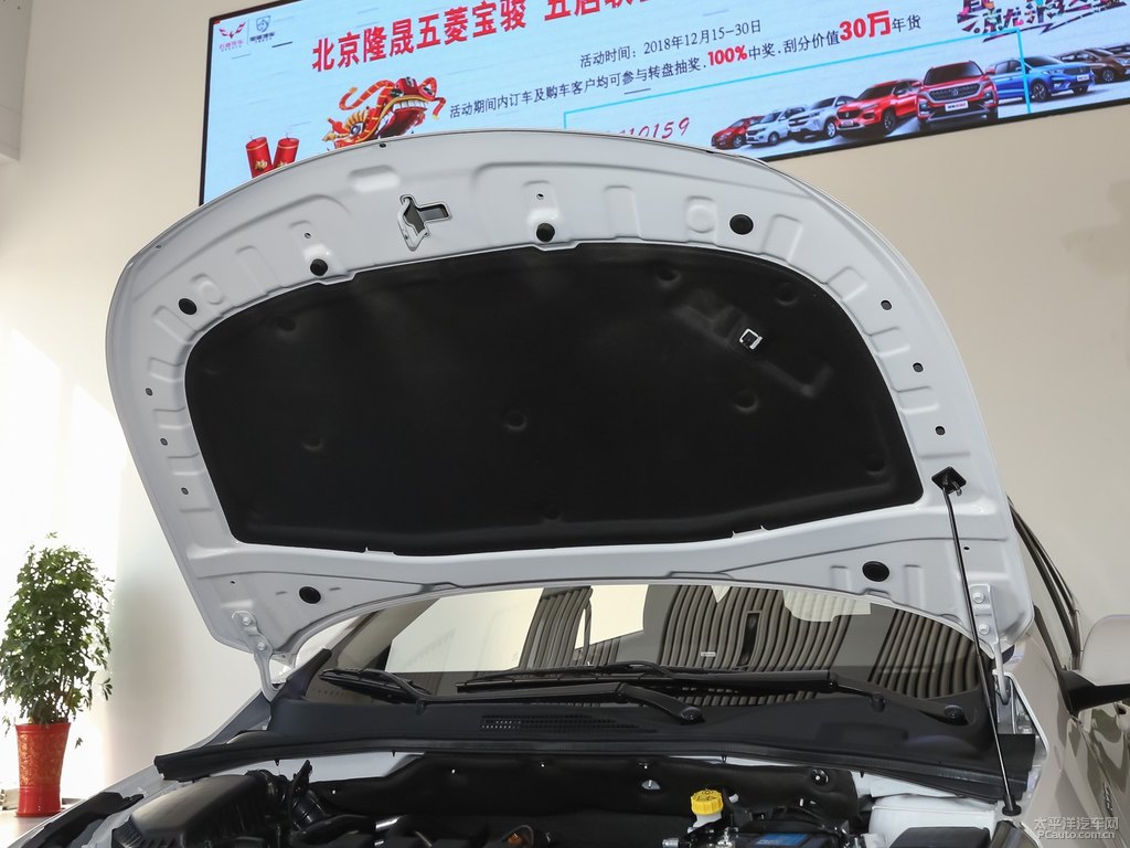 ǹ׌E310Wl(f)әC(ji)DƬ