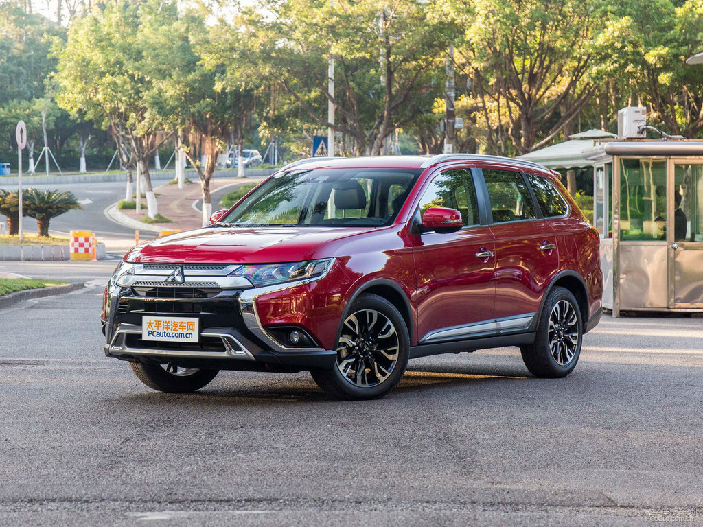 寶石紅歐藍(lán)德整車外觀外觀圖片