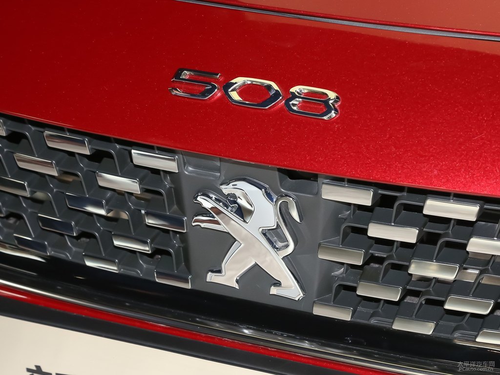 烈火紅標致508車頭外觀圖片