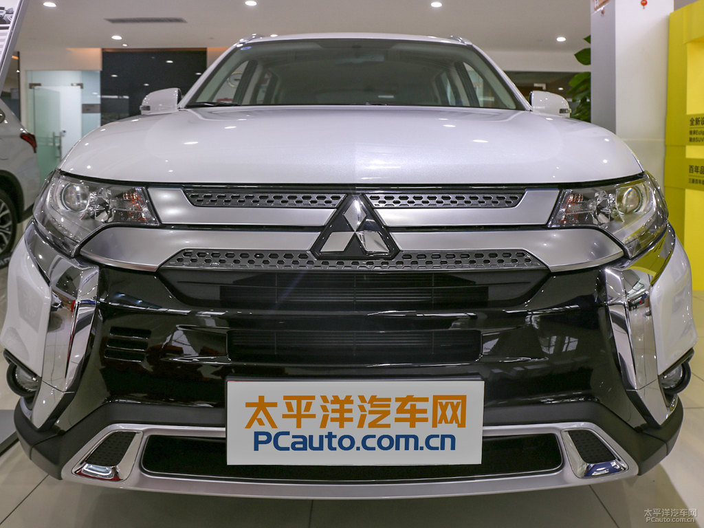 珍珠白歐藍(lán)德車頭外觀圖片