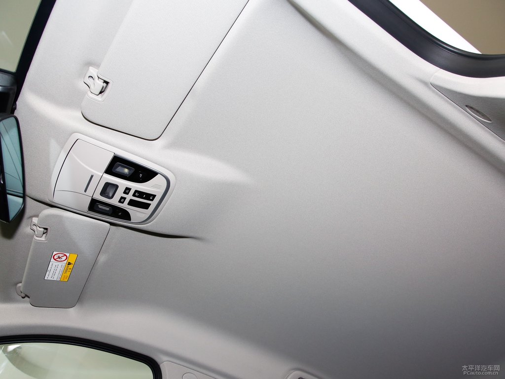 雪域白魏牌 VV5車廂內(nèi)飾圖片