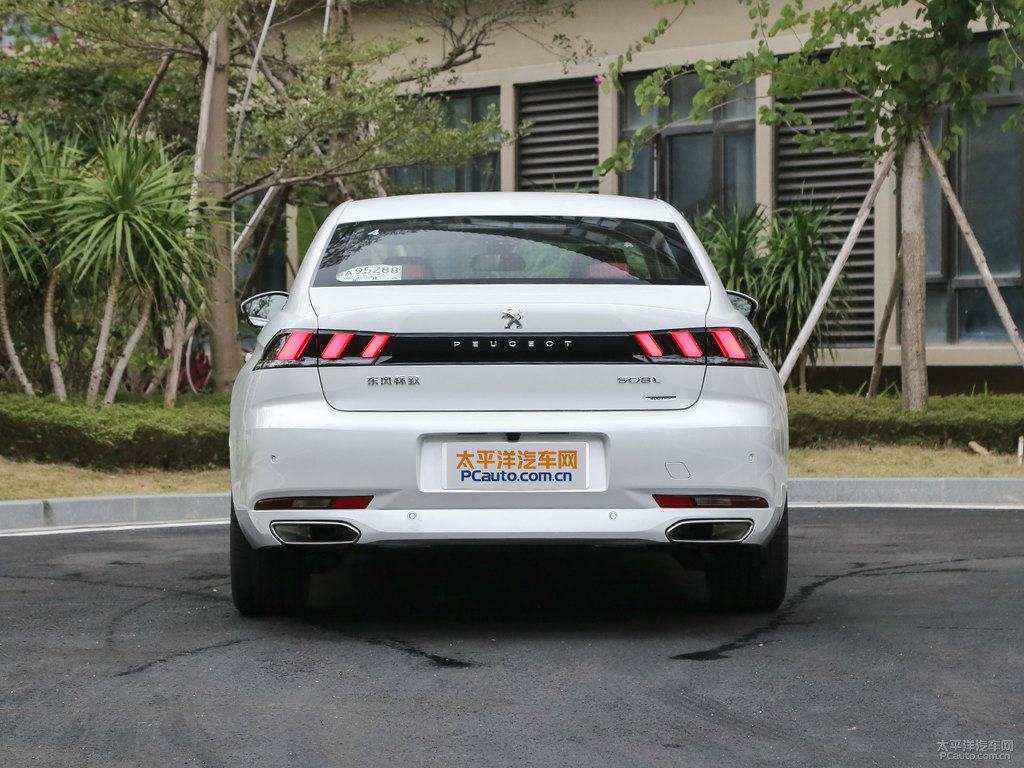 珠光白標(biāo)致508整車外觀外觀圖片