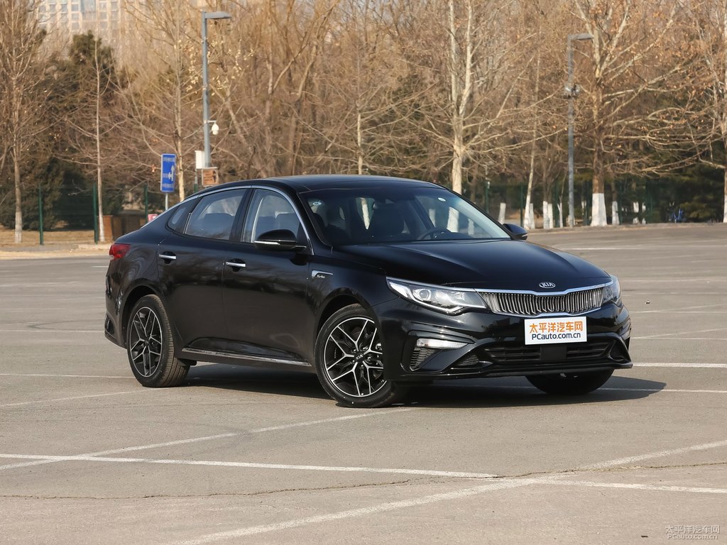 極光黑起亞K5凱酷整車(chē)外觀外觀圖片