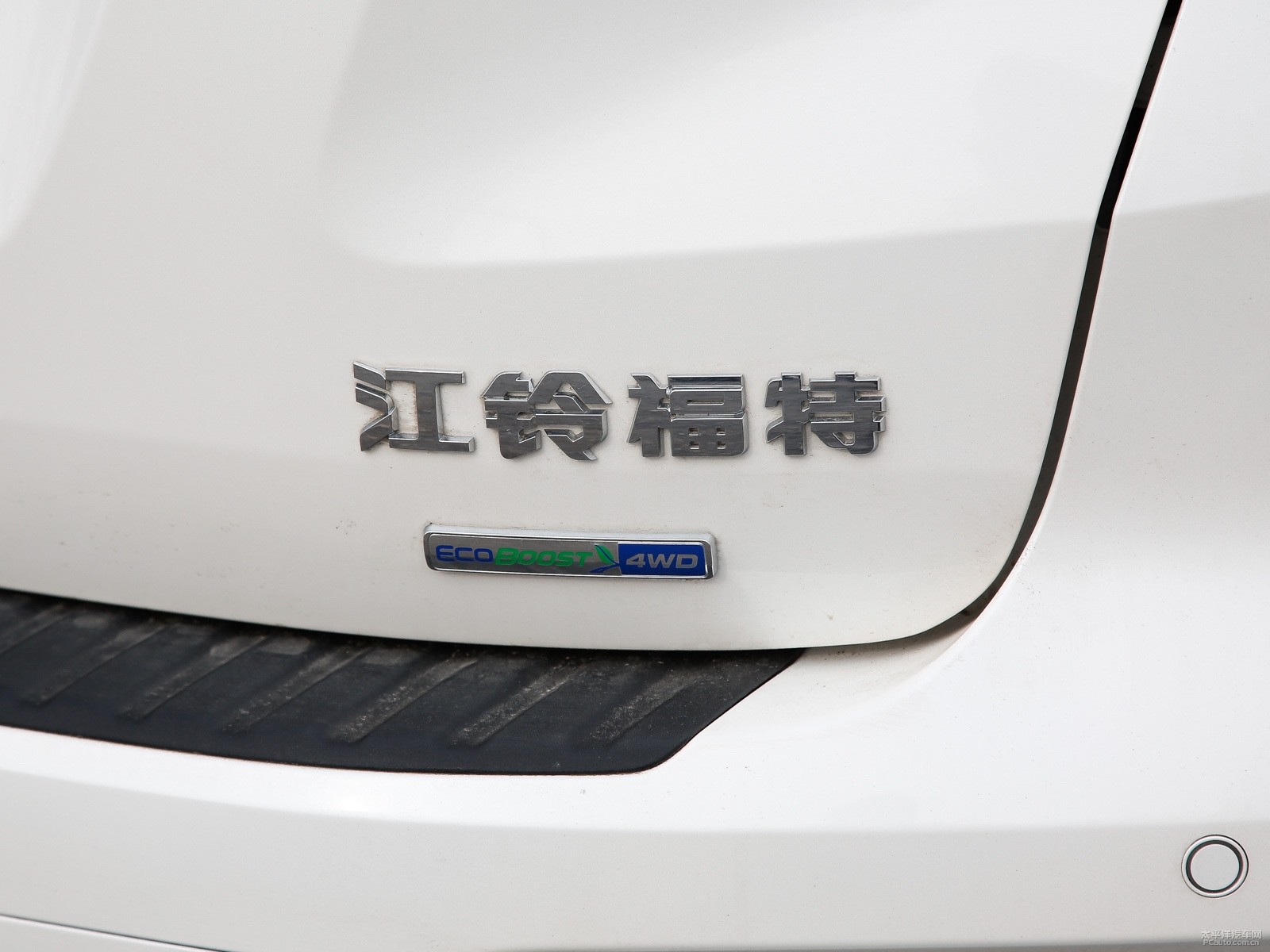 撼路者外觀高清大圖