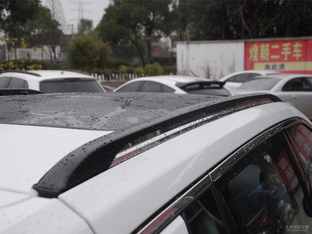 皓白指南者車身外觀圖片