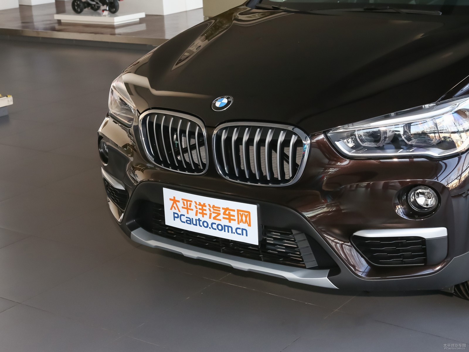 寶馬X1外觀高清大圖