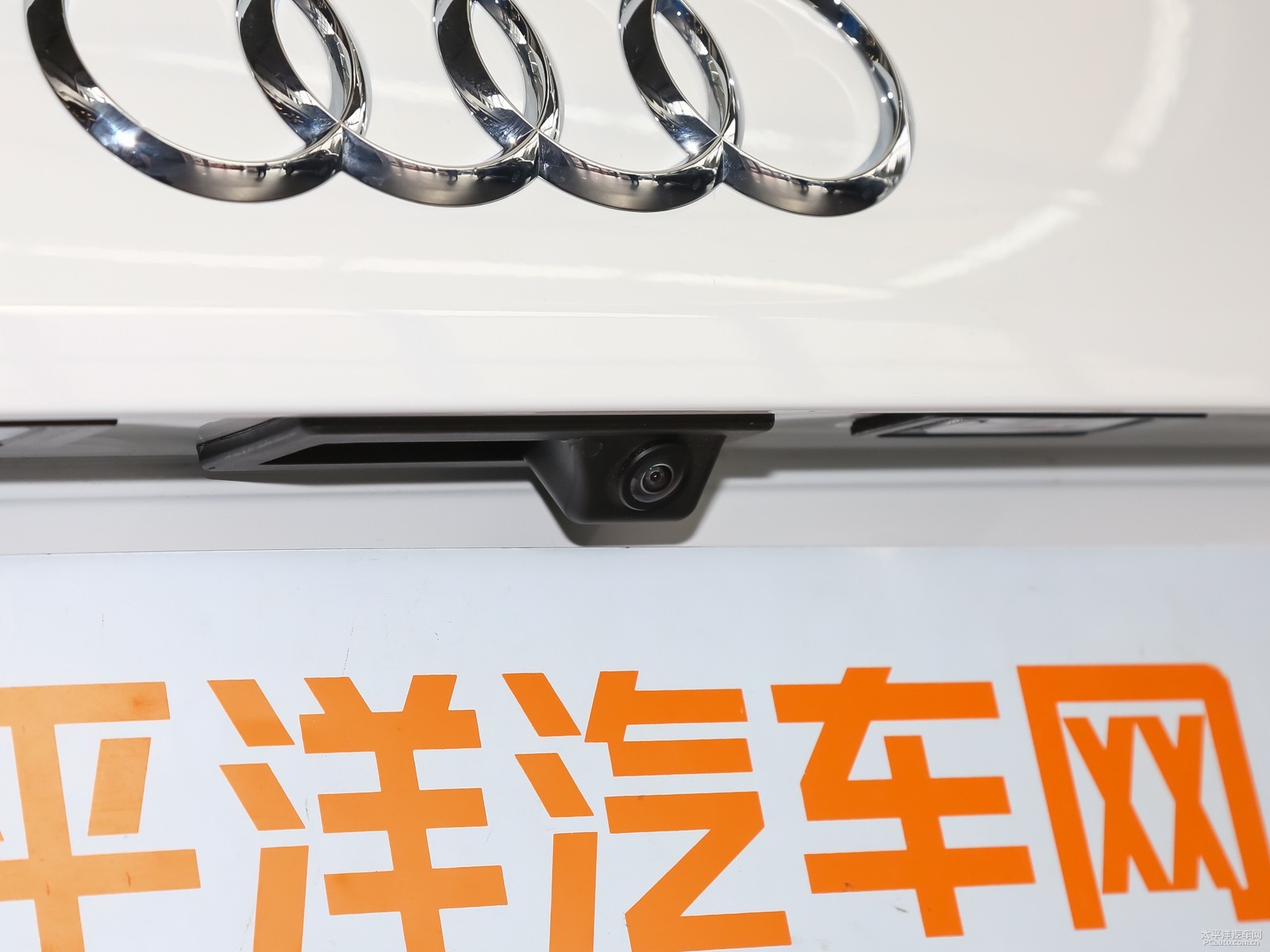 奧迪A4L外觀高清大圖