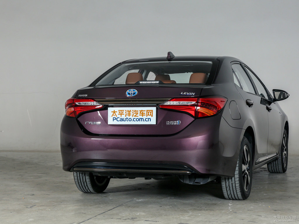 星云紫雷凌雙擎E+車尾外觀圖片