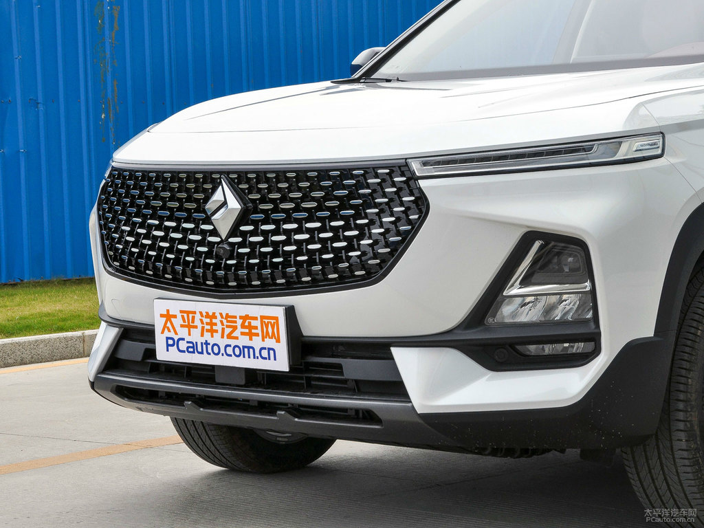星皓白寶駿RS-5車頭外觀圖片
