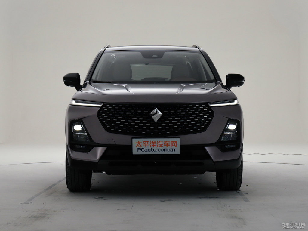 星云紫寶駿RS-5車頭外觀圖片