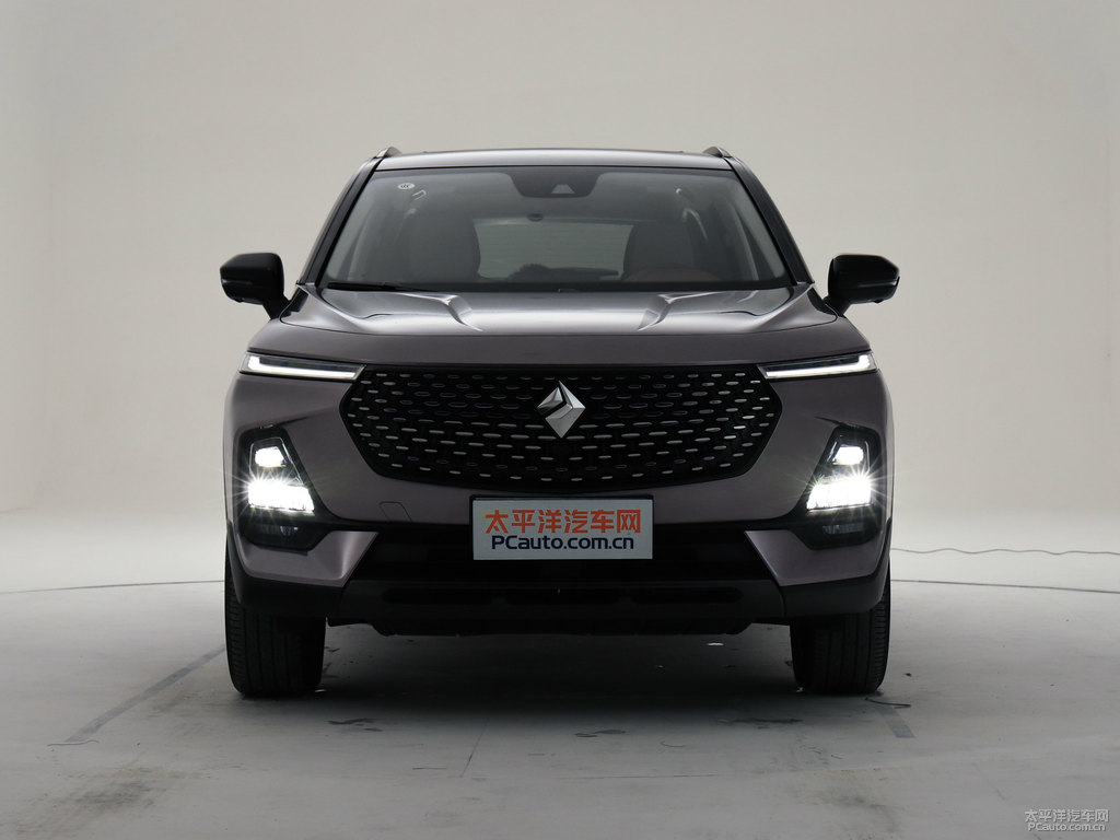 星云紫寶駿RS-5車頭外觀圖片