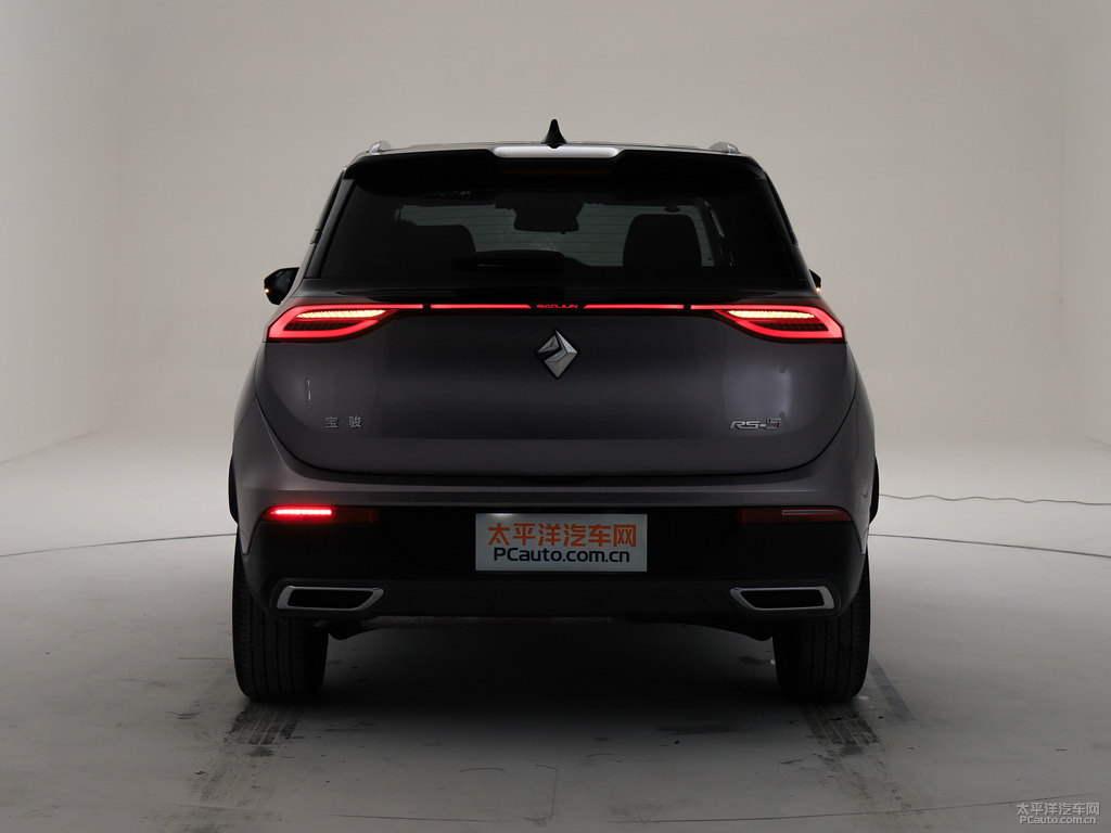 星云紫寶駿RS-5車尾外觀圖片