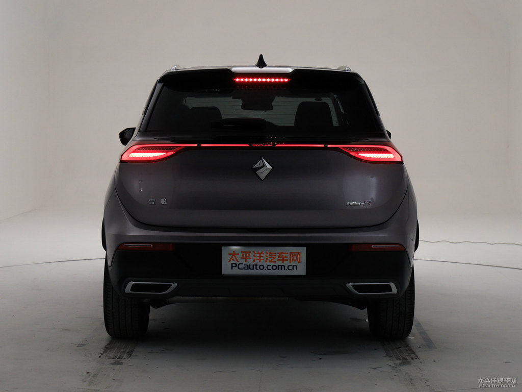 星云紫寶駿RS-5車尾外觀圖片