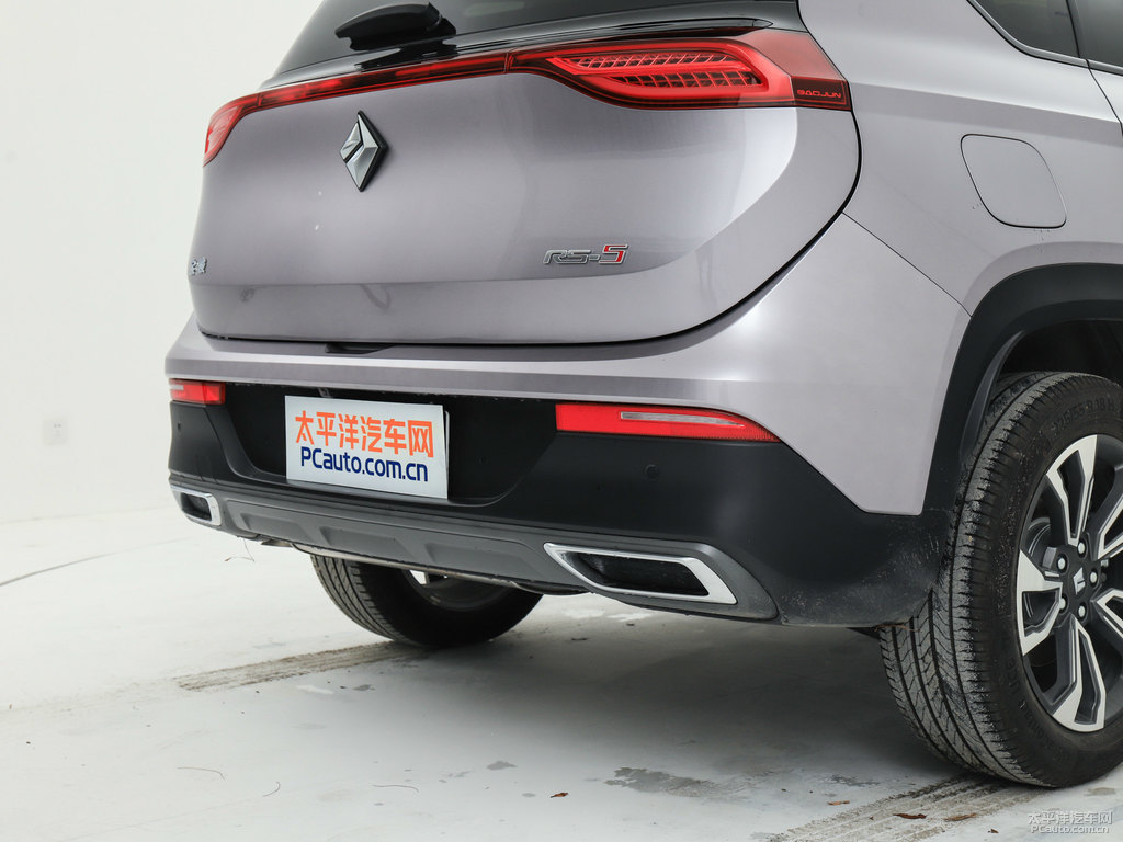 星云紫寶駿RS-5車尾外觀圖片