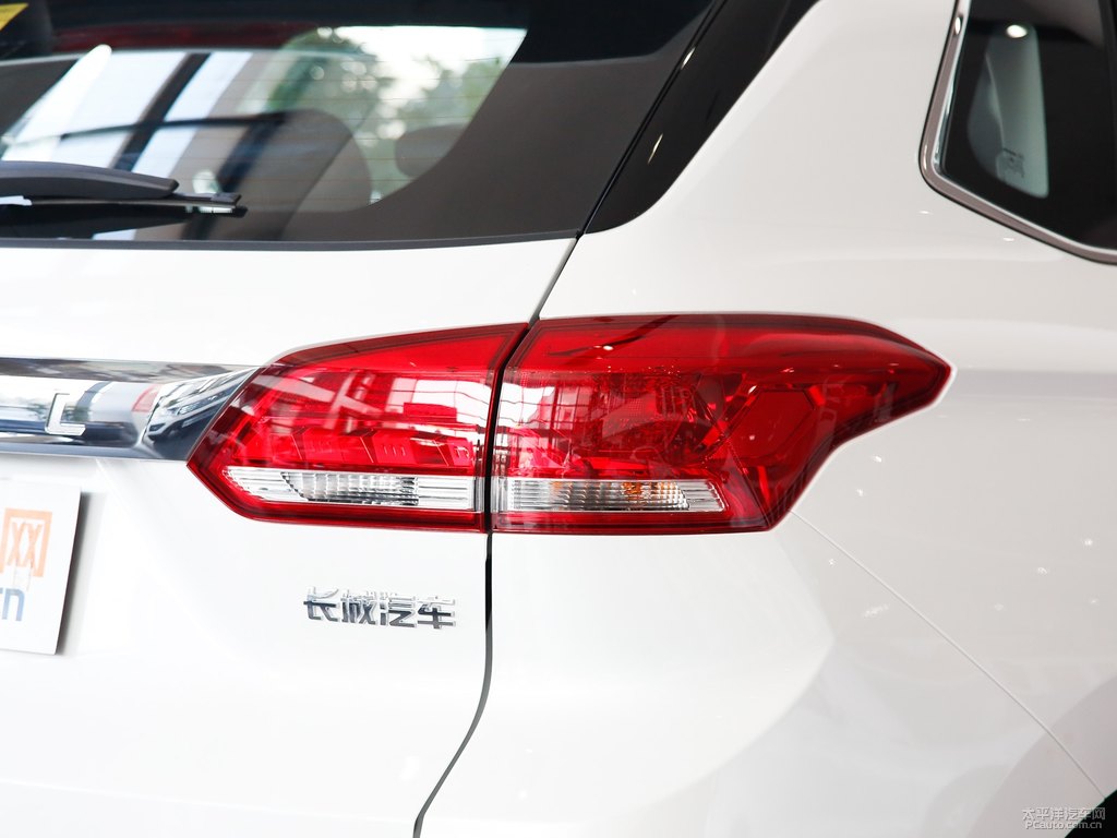 漢密爾頓白哈弗H6 Coupe車尾外觀圖片