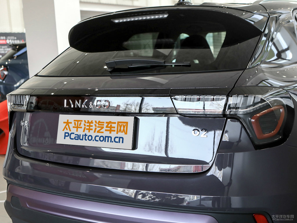能量紫領(lǐng)克02車尾外觀圖片
