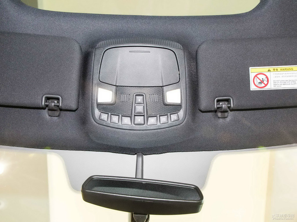 狂想藍(lán)林肯MKC車廂內(nèi)飾圖片