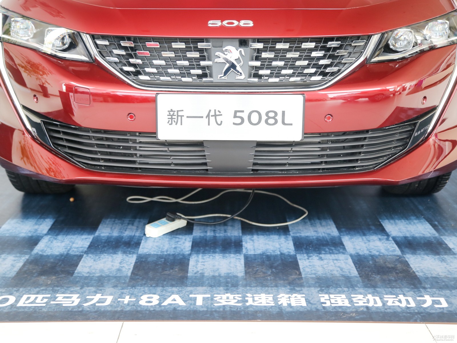 標(biāo)致508外觀高清大圖
