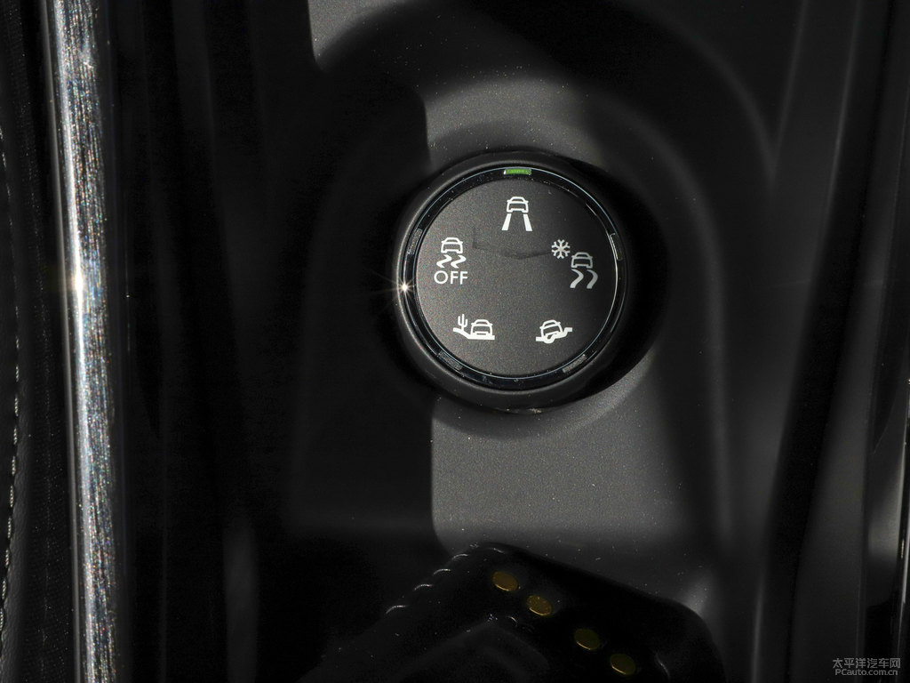 ɫѩFC3-XRп؃(ni)DƬ