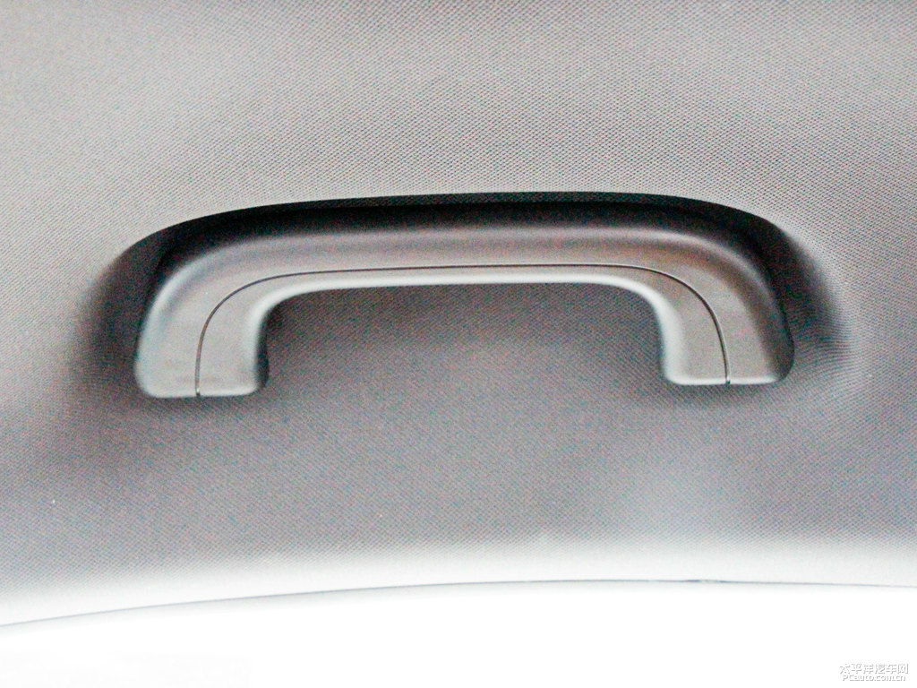 漢玉白博越車廂內(nèi)飾圖片