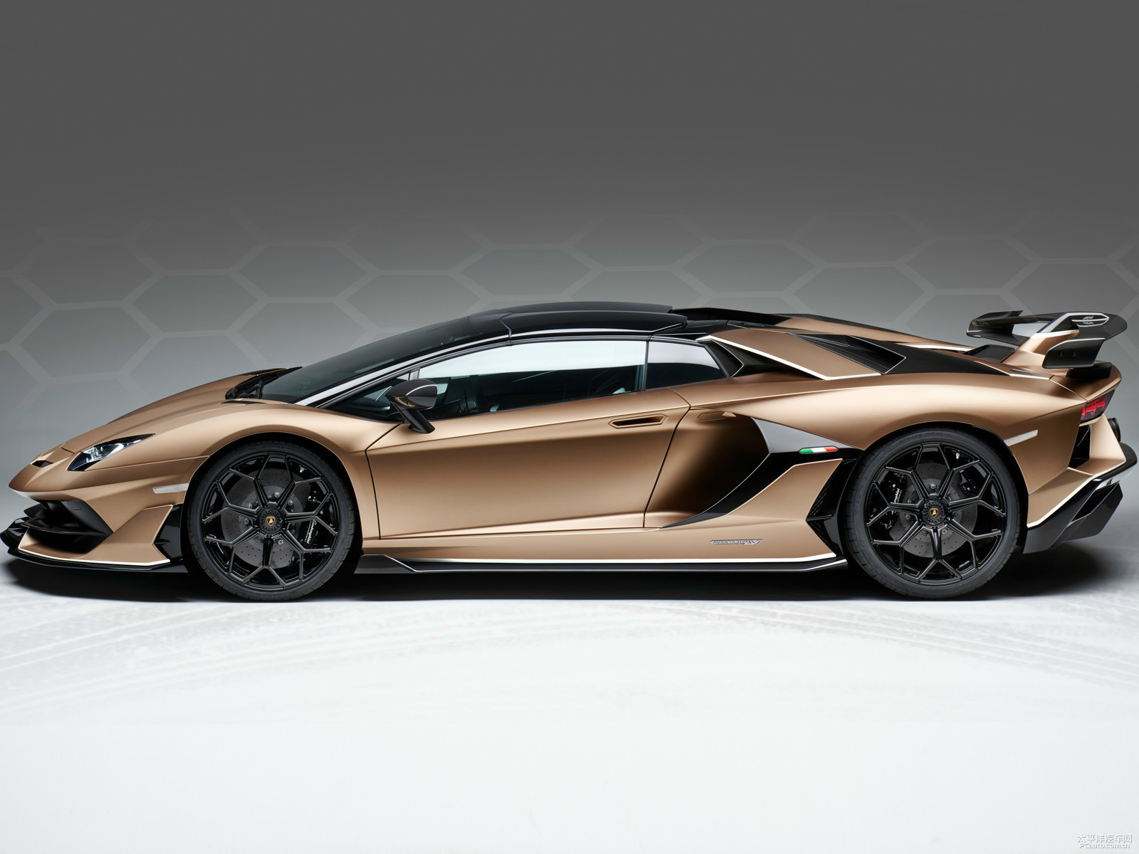 Aventador外觀高清大圖