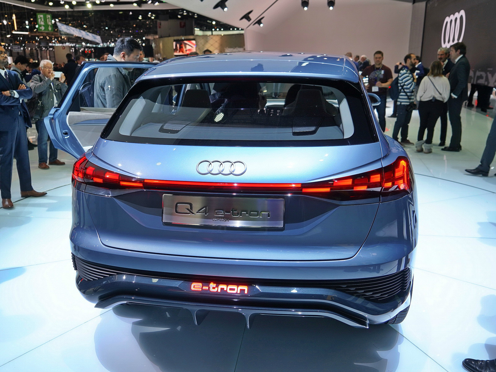 奧迪Q4新能源(進(jìn)口)車展高清大圖