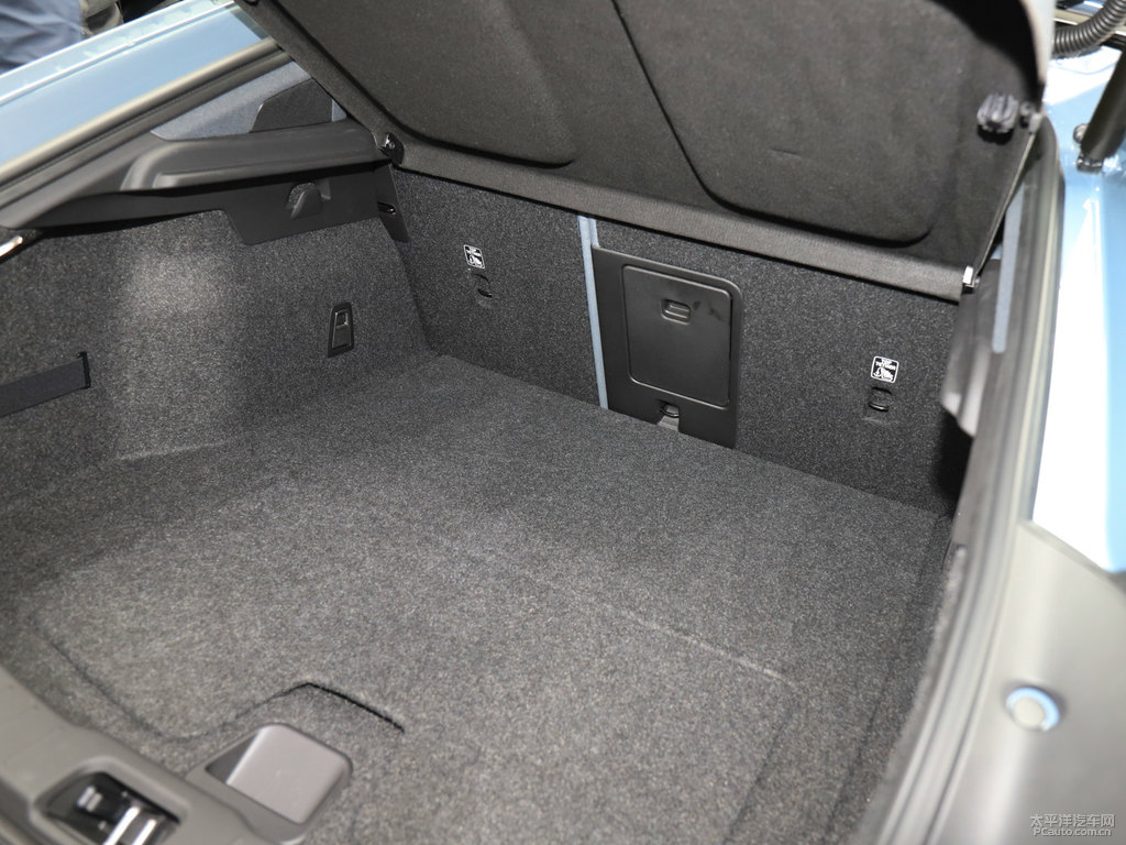 Polestar 2DƬ