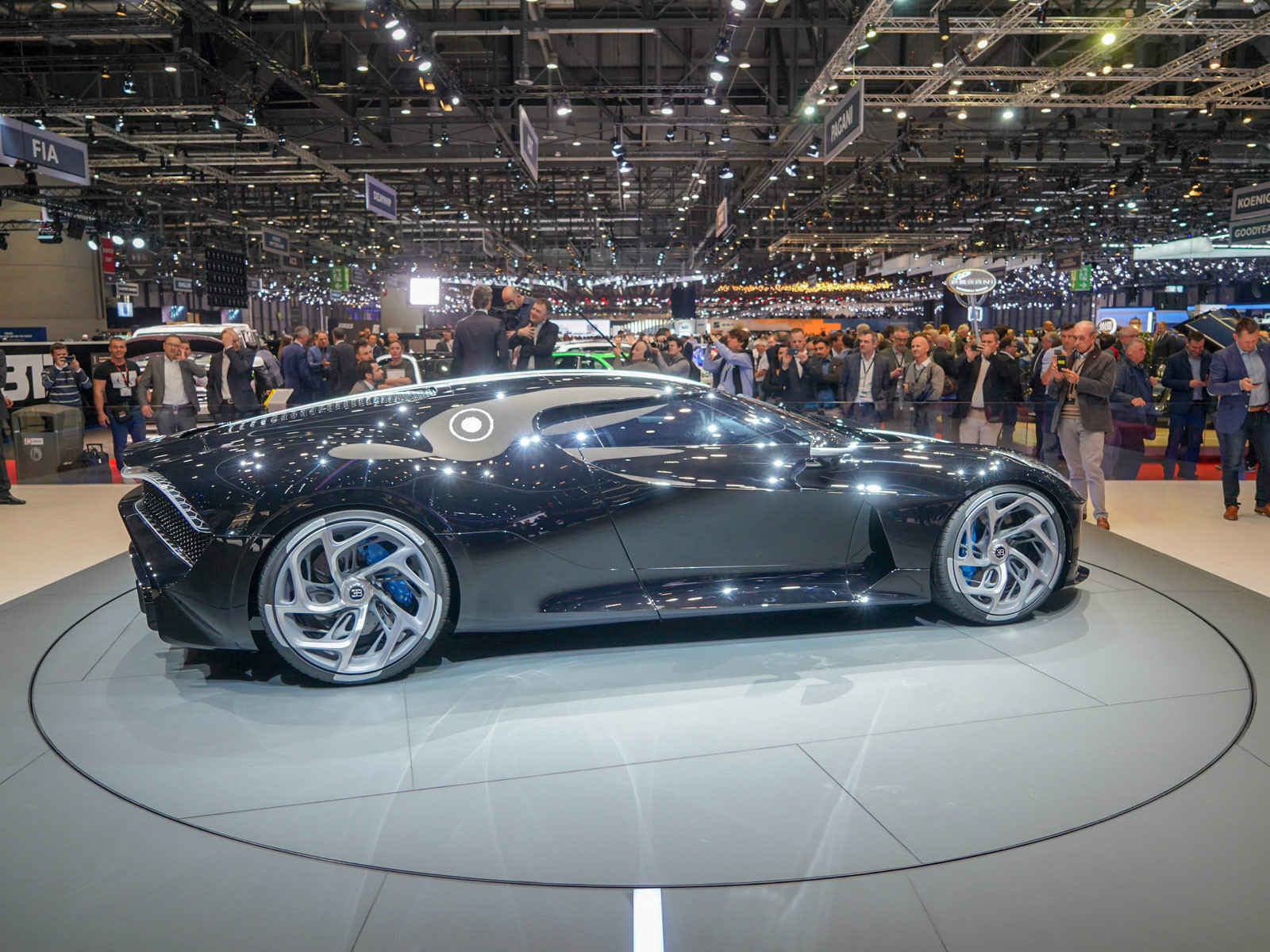 布加迪La Voiture Noire車展高清大圖