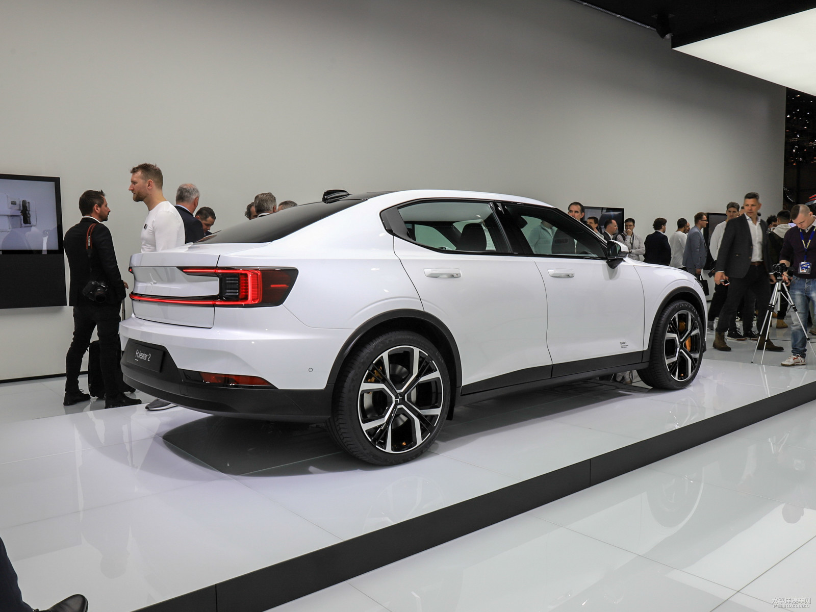 Polestar 2外觀高清大圖