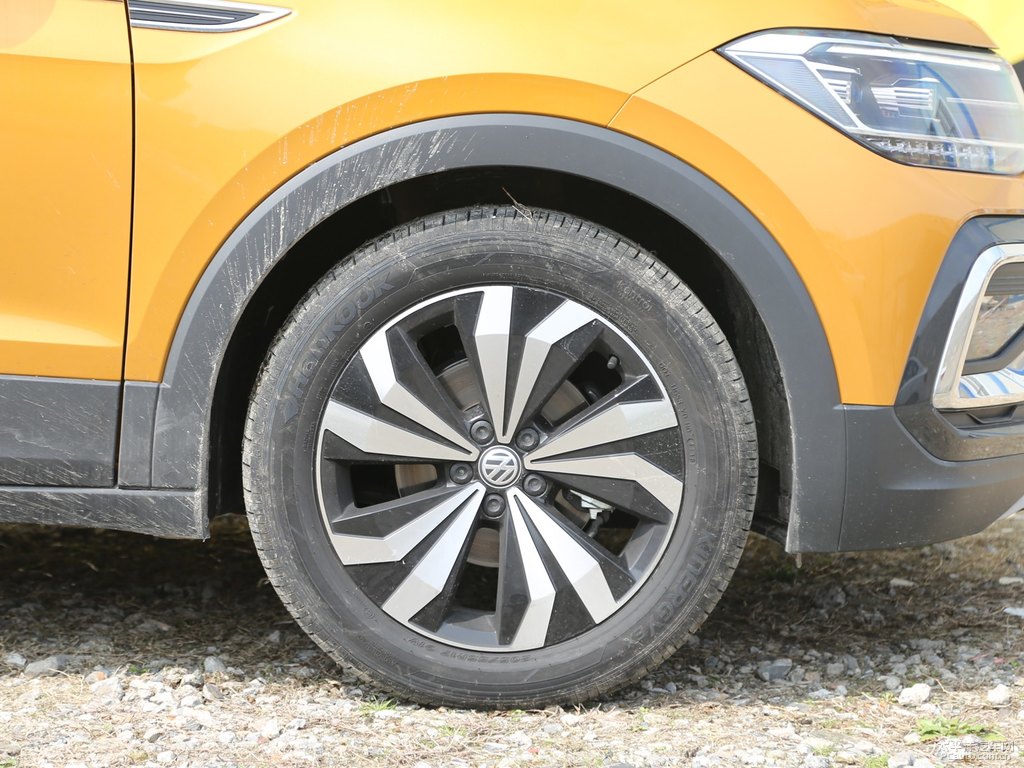 活力金途鎧車身外觀圖片