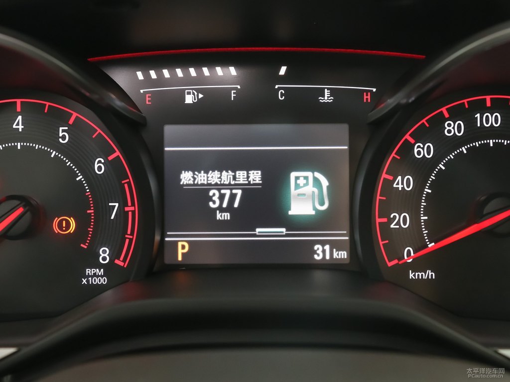 任性紅科魯澤中控內(nèi)飾圖片