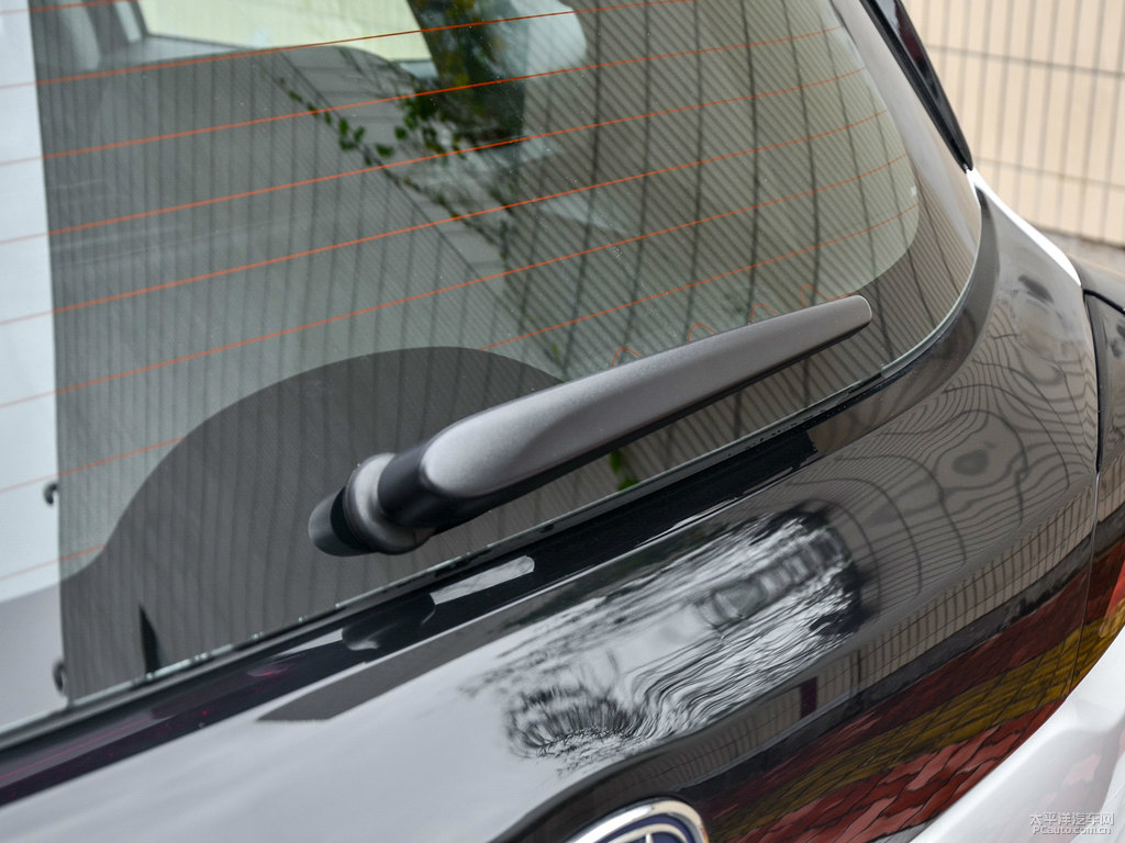 雪域白長(zhǎng)安CS15車(chē)尾外觀(guān)圖片