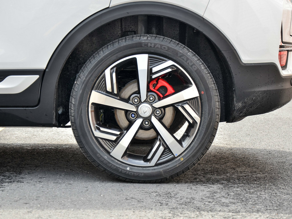雪域白長(zhǎng)安CS15車(chē)身外觀圖片