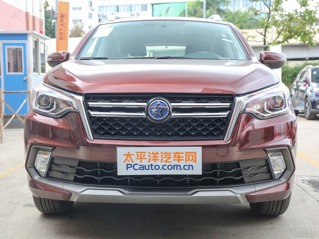 朝霞紅啟辰T70車頭外觀圖片